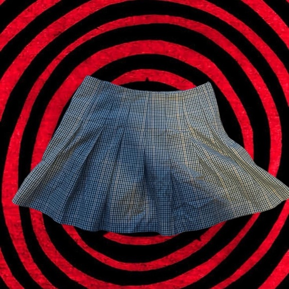 H&M Checkered Skater Skirt - Picture 1 of 2